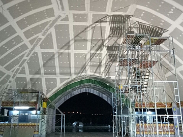 Pekerjaan Plafond Lengkung Masjid Kampus KKP Karawang